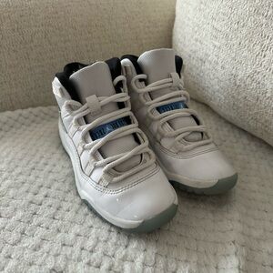 Nike Jordan 11 Retro BP Legend Blue Size 12c